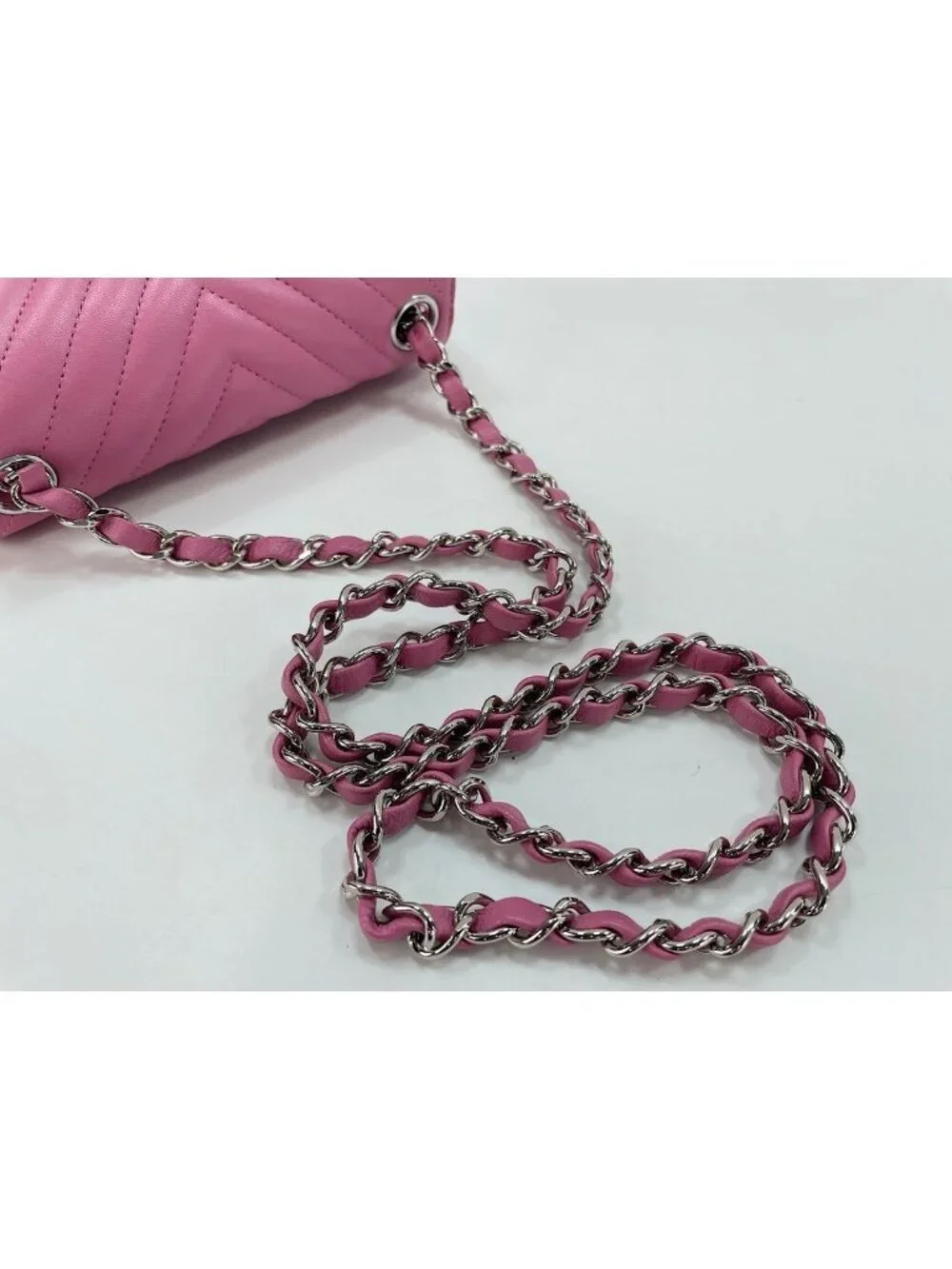 CHANEL brand color